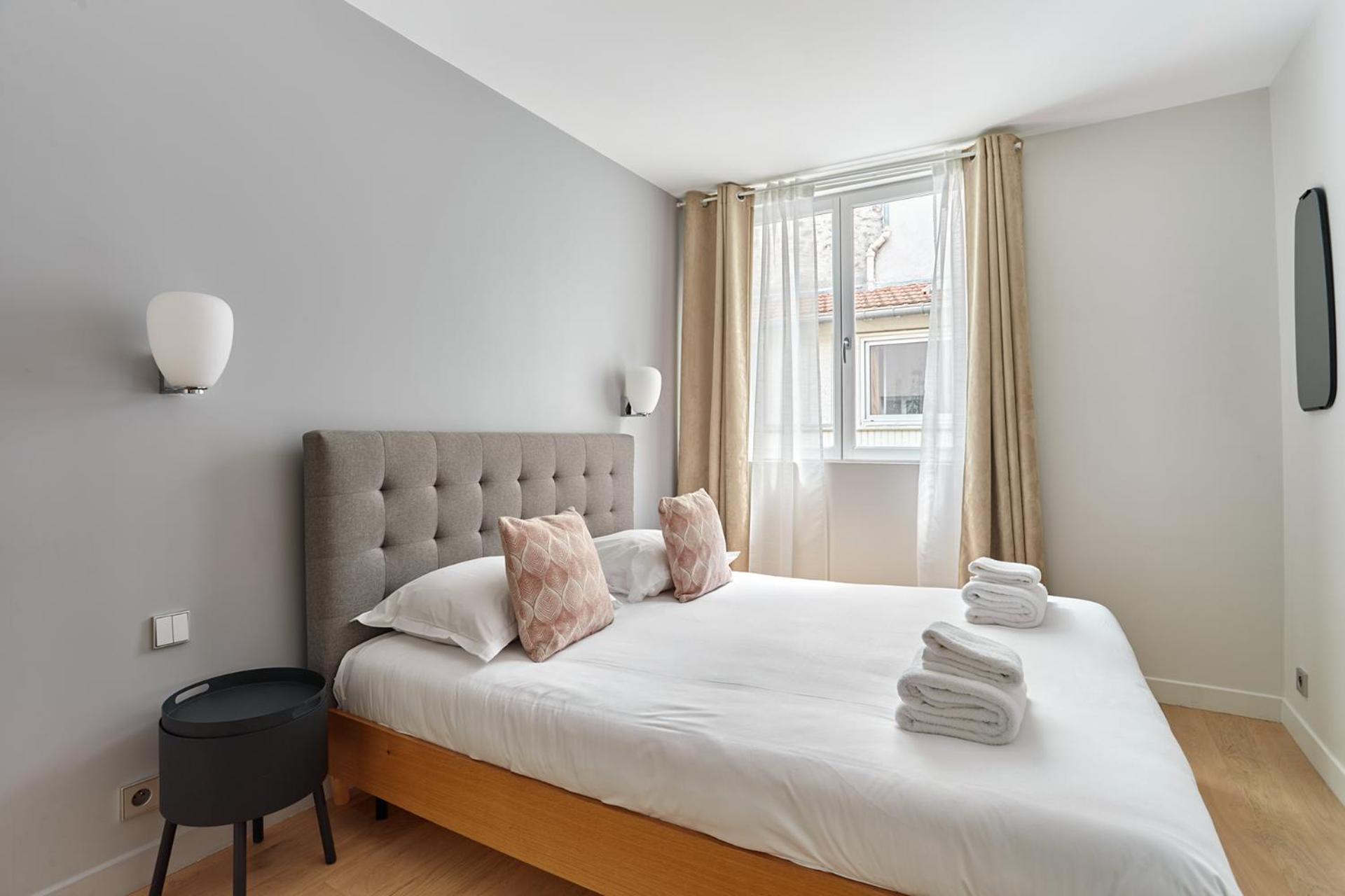 Porte Maillot Arc De Triomphe By Studio Prestige Paris