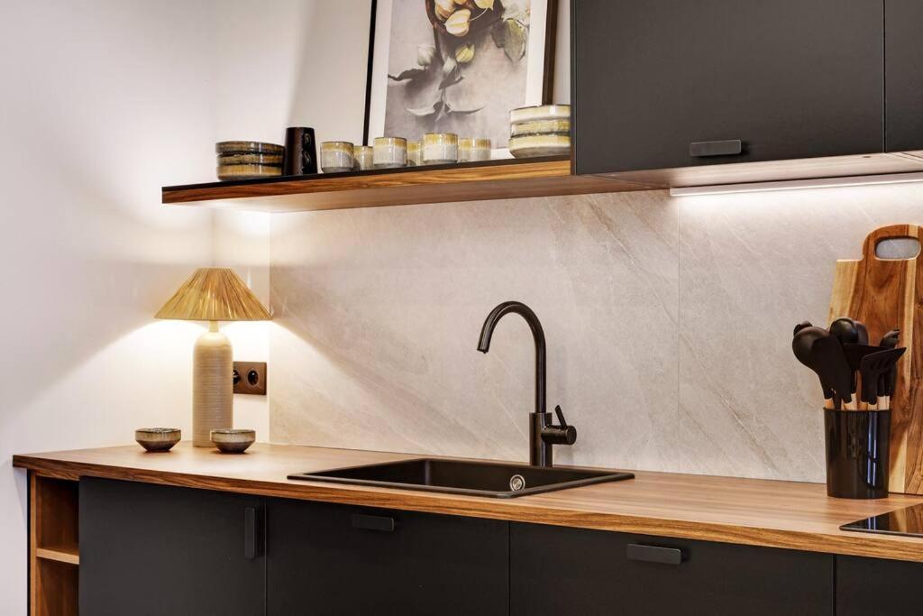 De Luxe 2bdr/7p - Louvre/tuileries Appartement *