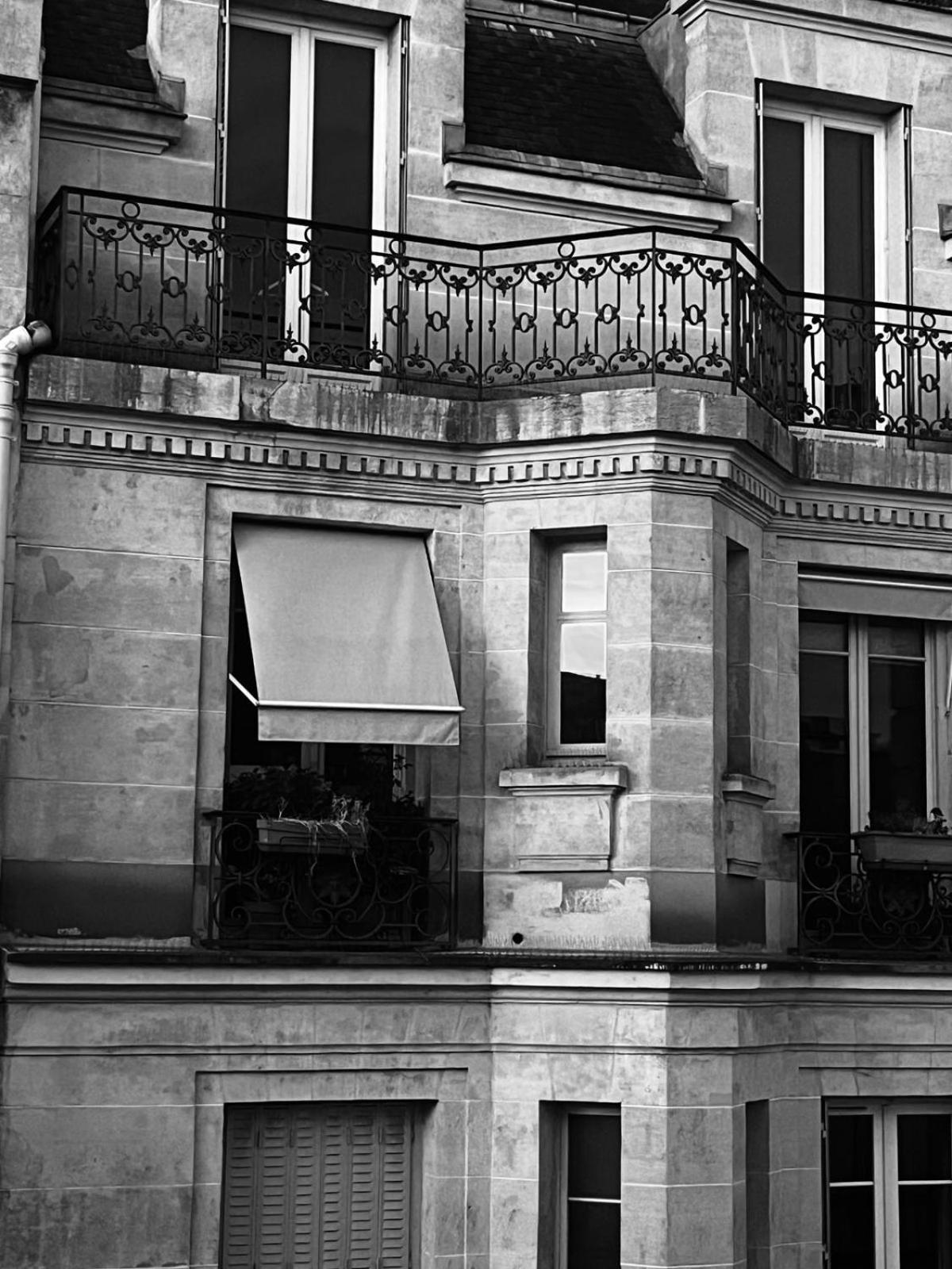 Apartment Vue Moulin Rouge *