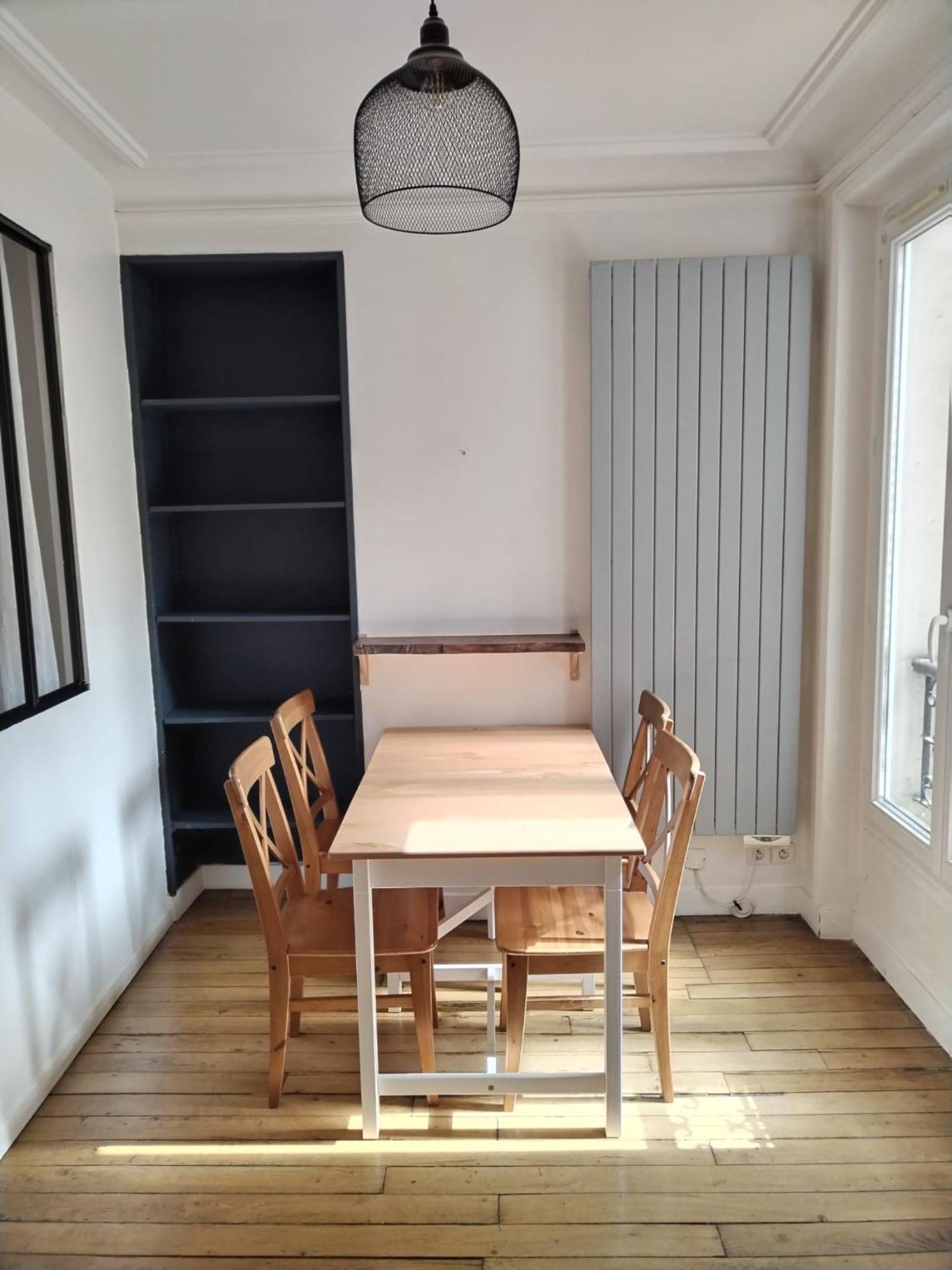 Studio Republique Jemmapes Free Netflix Apartment