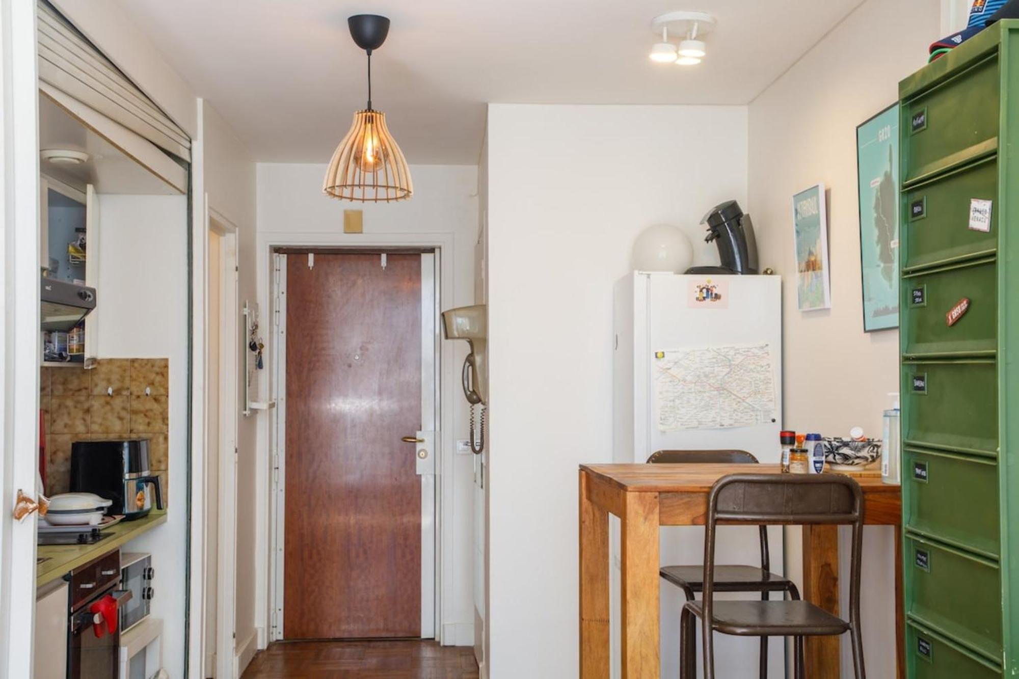 Radiant&charming Studiopoissonnieregare De L'est Apartment *
