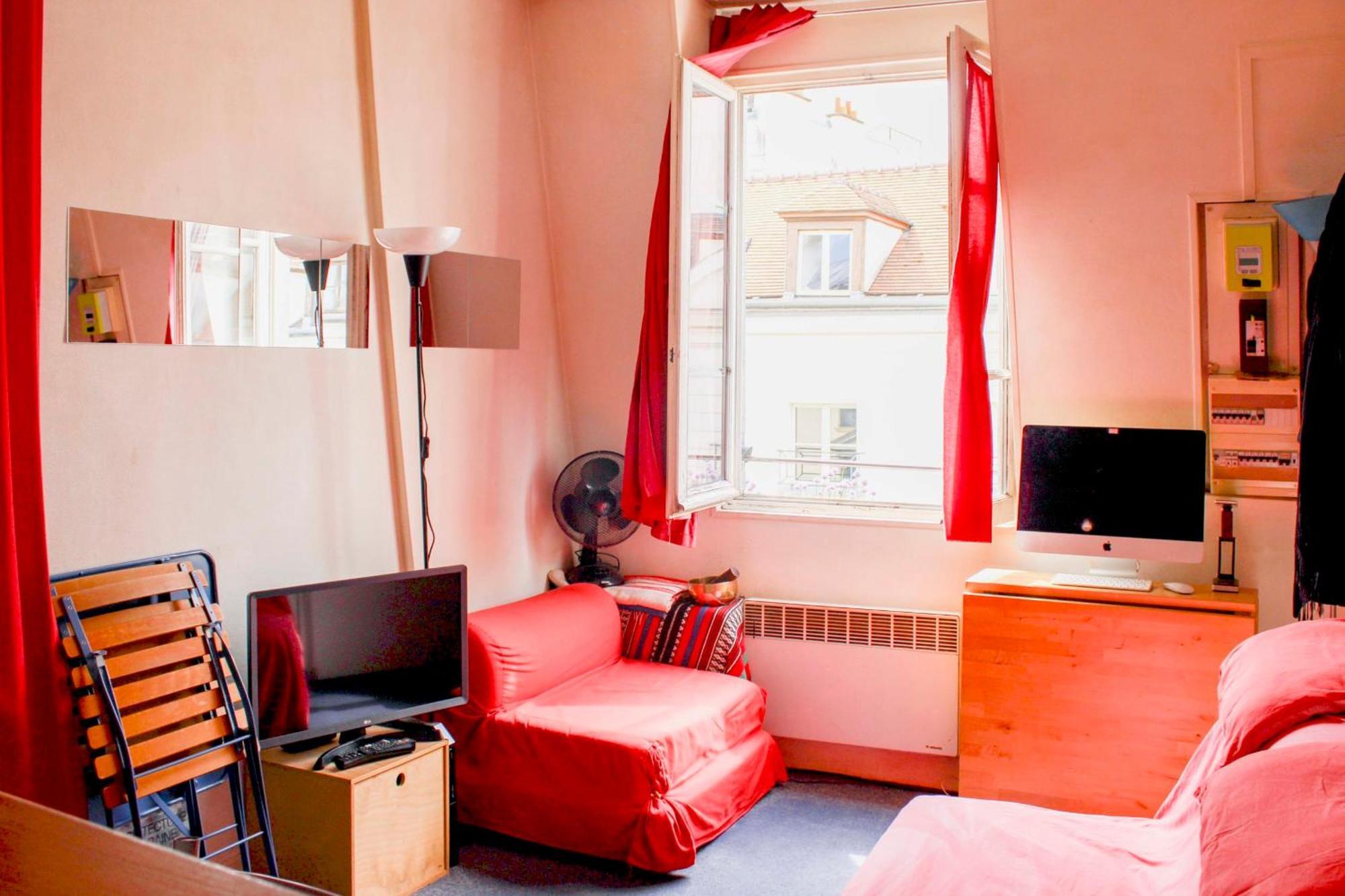 20 M Cocoon In The Heart Of The Marais *