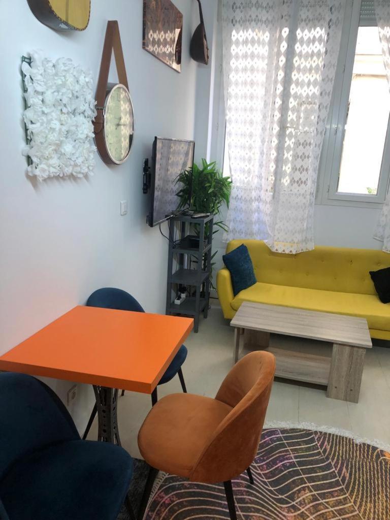 Appartement Studyo Cosy 400 Metre Sacre Ceour Paris