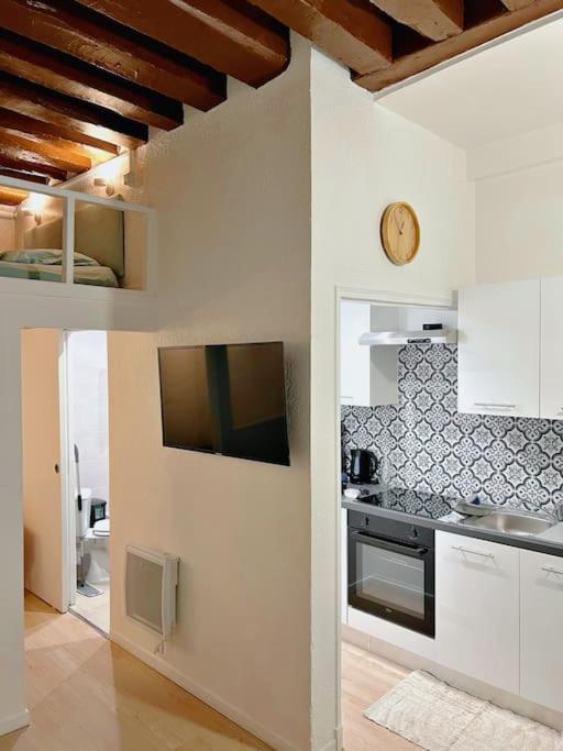 Au Centre De Apartamento Paris