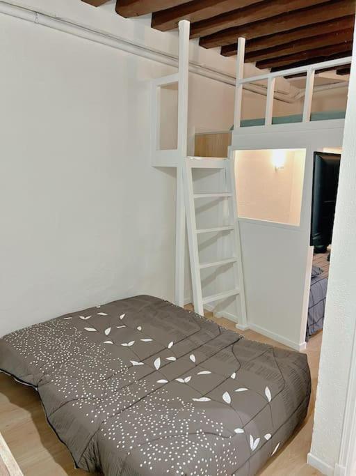 Au Centre De Apartamento Paris