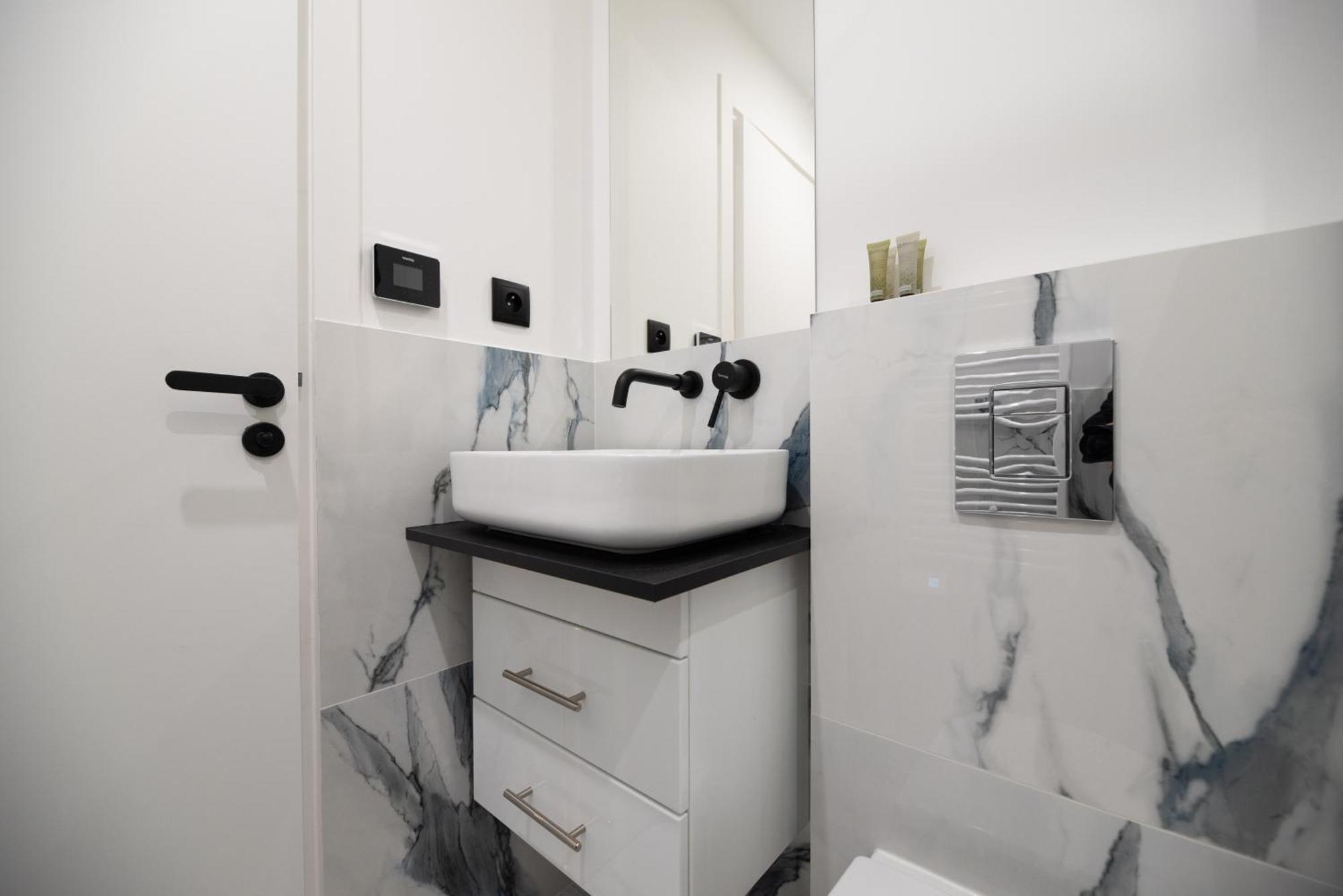 Mbm - Upper Marais Paris