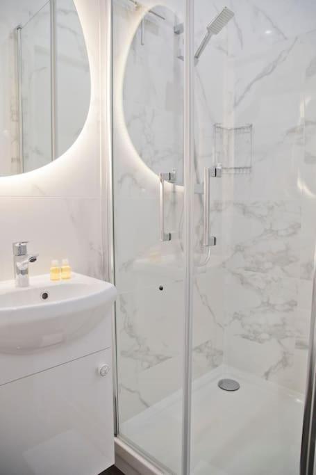 Fully Renovated Historic In Heart Mouffetard Appartement Paris