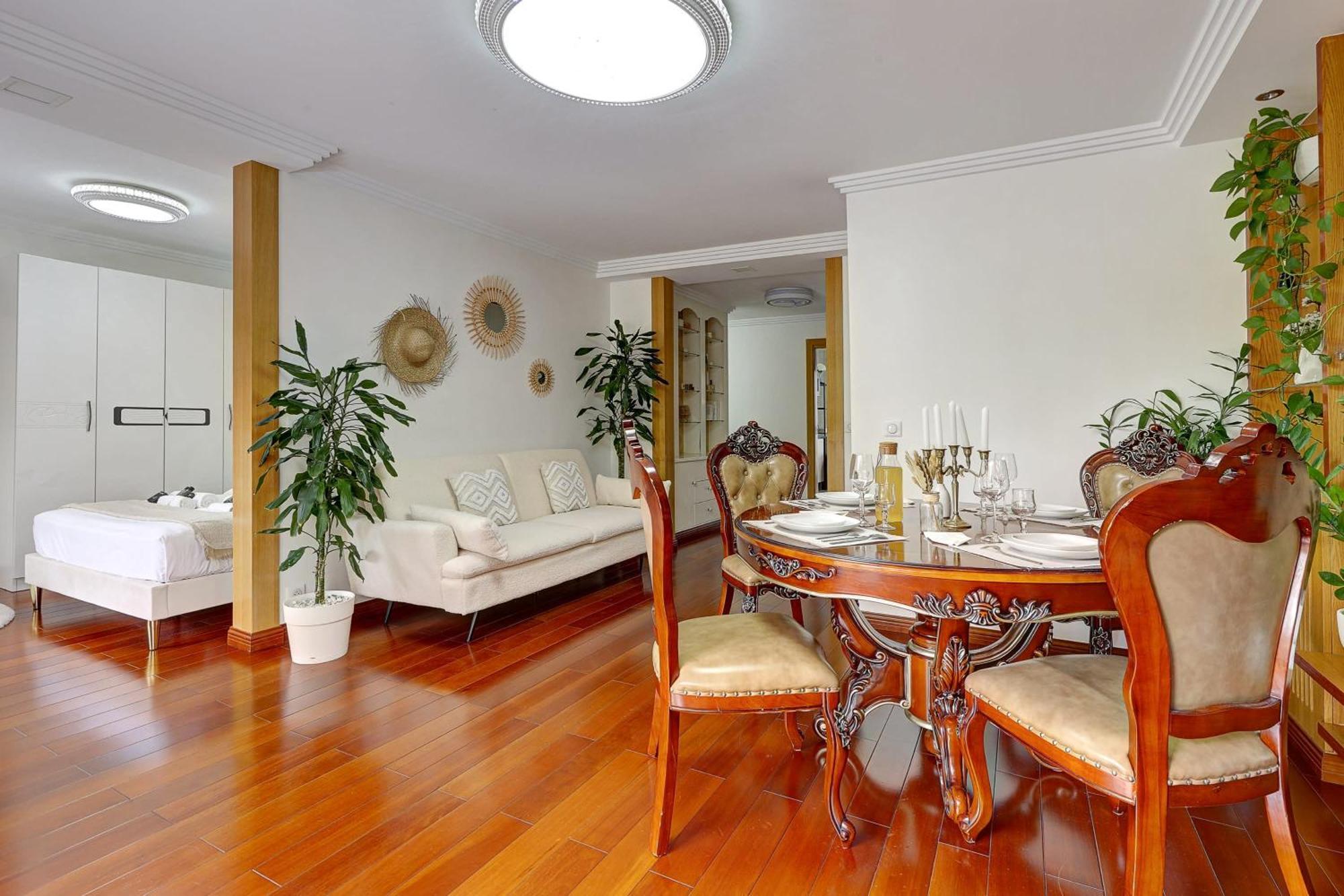 Apartment 119-typical Near Republique Paris