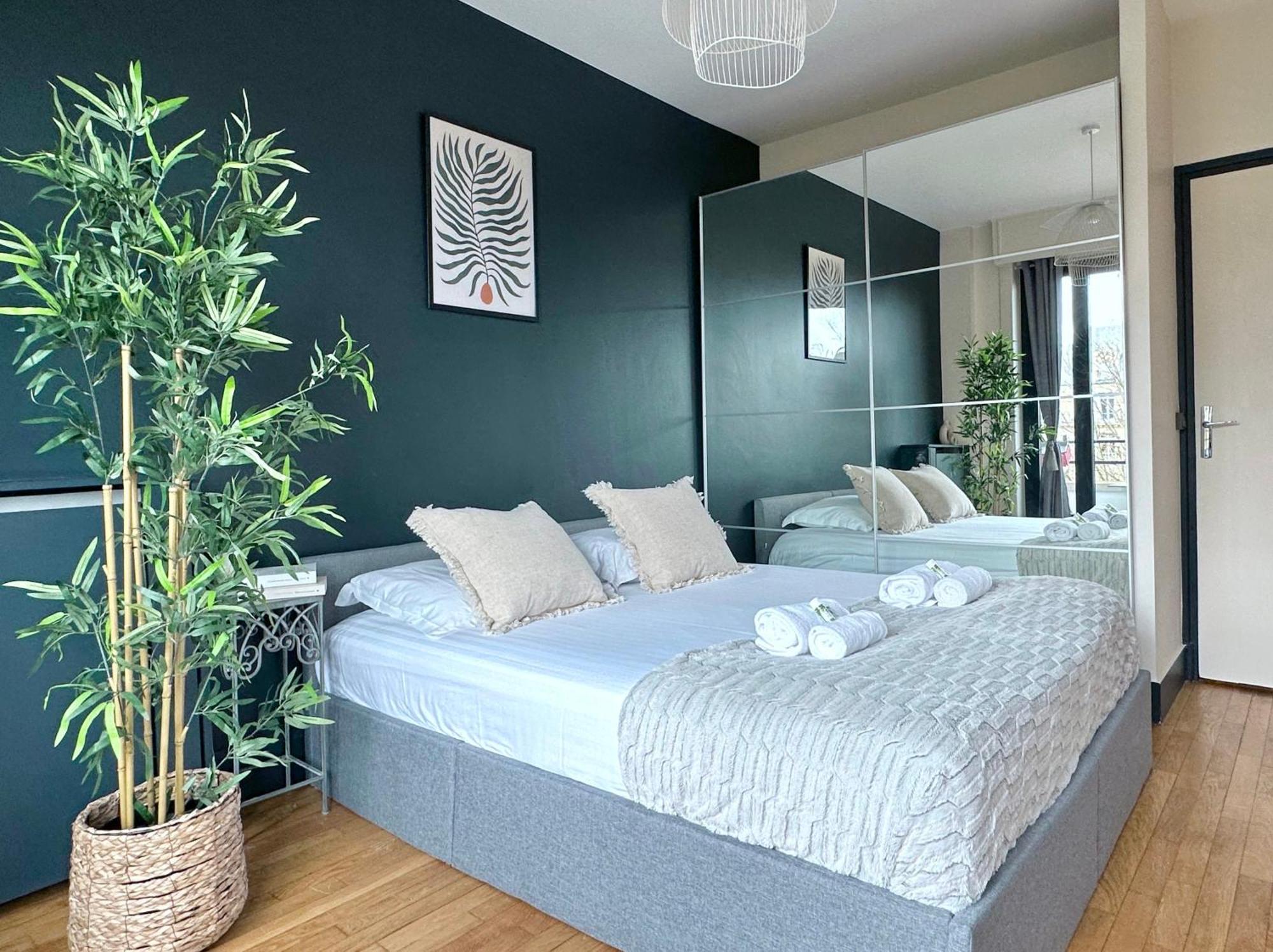 1598 - One Bedroom - Trocadéro&eiffel Tower Paris