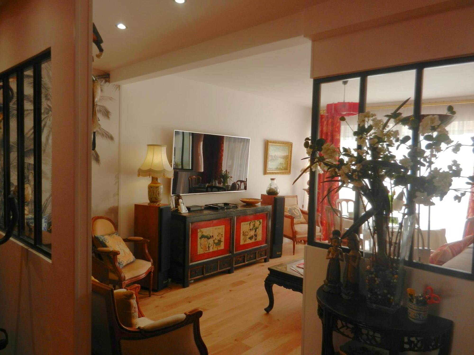 Deux Pieces De Standing, Climatise Apartment *