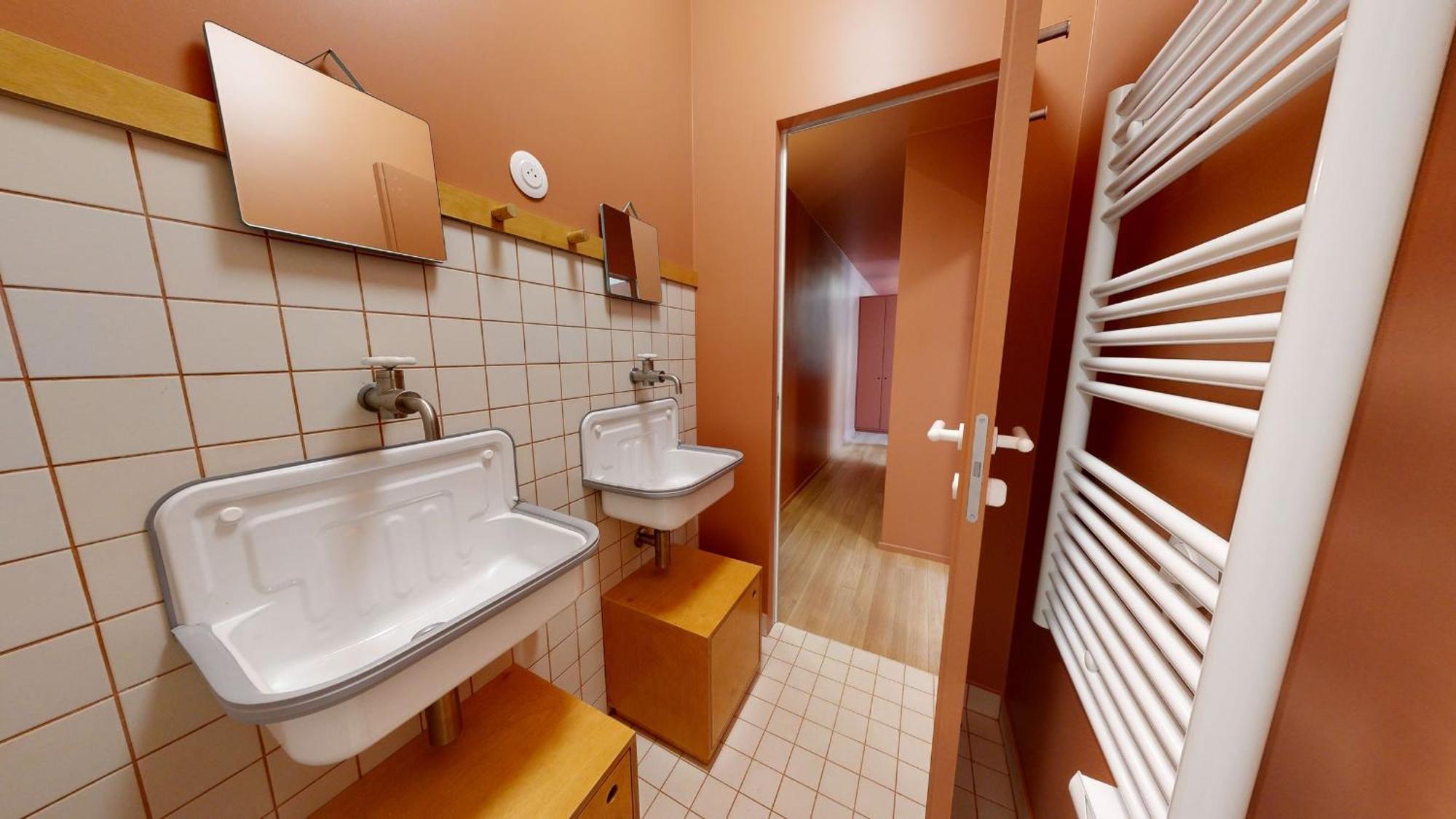 Cosy 2-bed Flat Near Moulin Rouge *