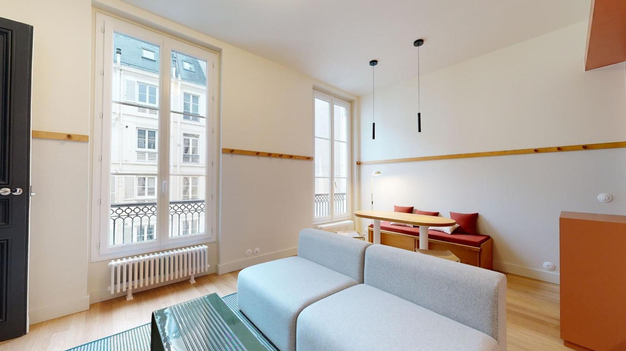 Cosy 2-bed Flat Near Moulin Rouge Apartment *