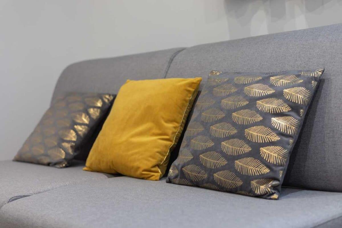 Apartamento By Buttes Chaumont Park Parisian Freshness 12 Paris