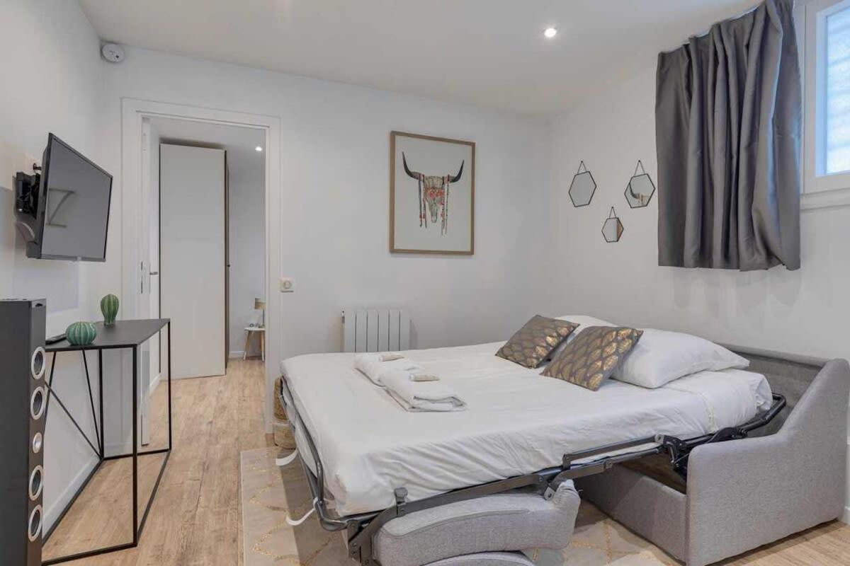 By Buttes Chaumont Park Parisian Freshness 12 Apartamento *