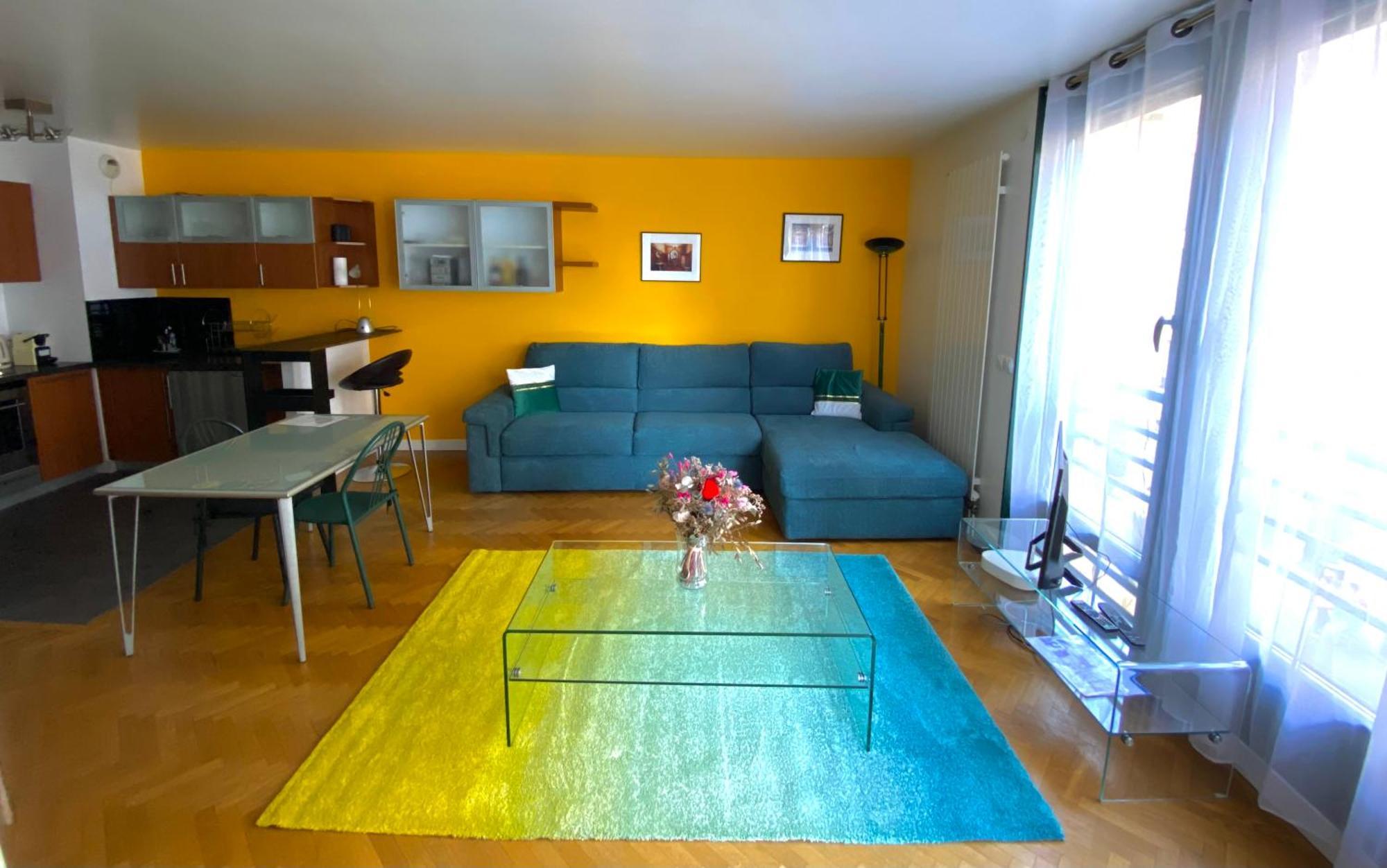 Charme Olympique - 12 Apartment