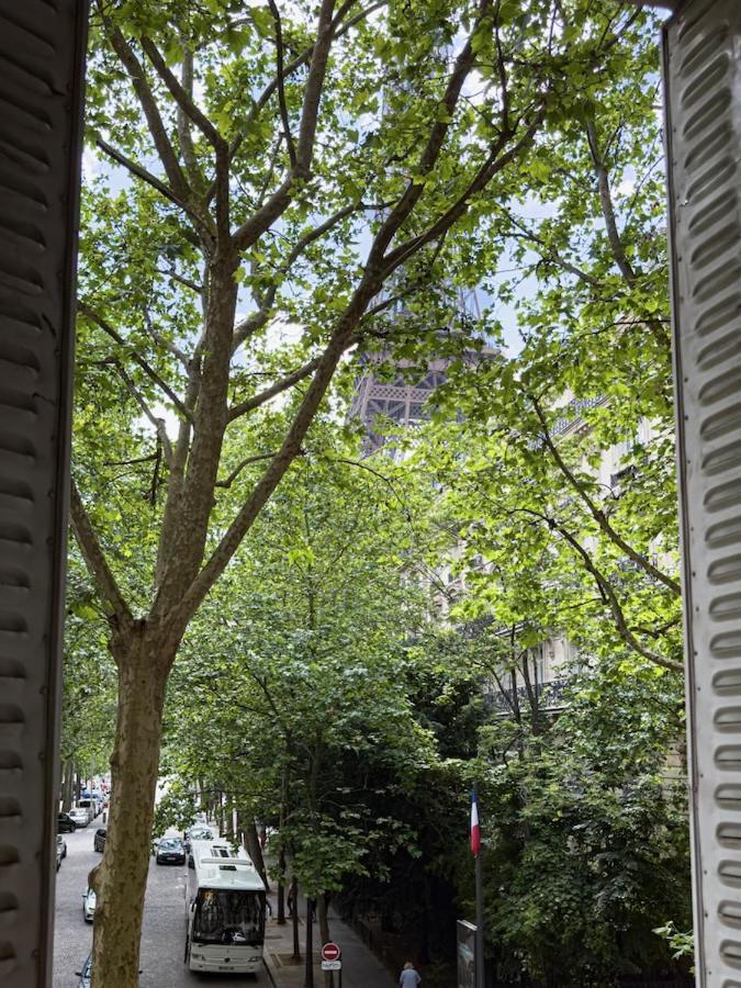Charming French Style With Eiffel Tower View Prime Location Near Attractions Apartment Paris