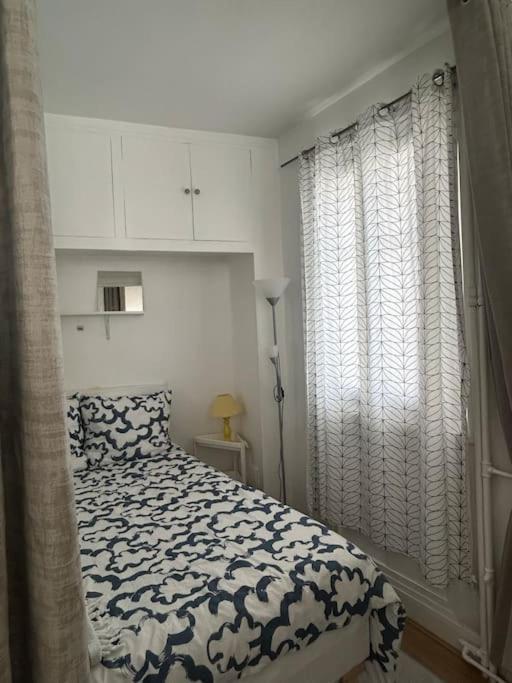 Your Parisian 10 Min Walk From Eiffel Tower Apartment Paris