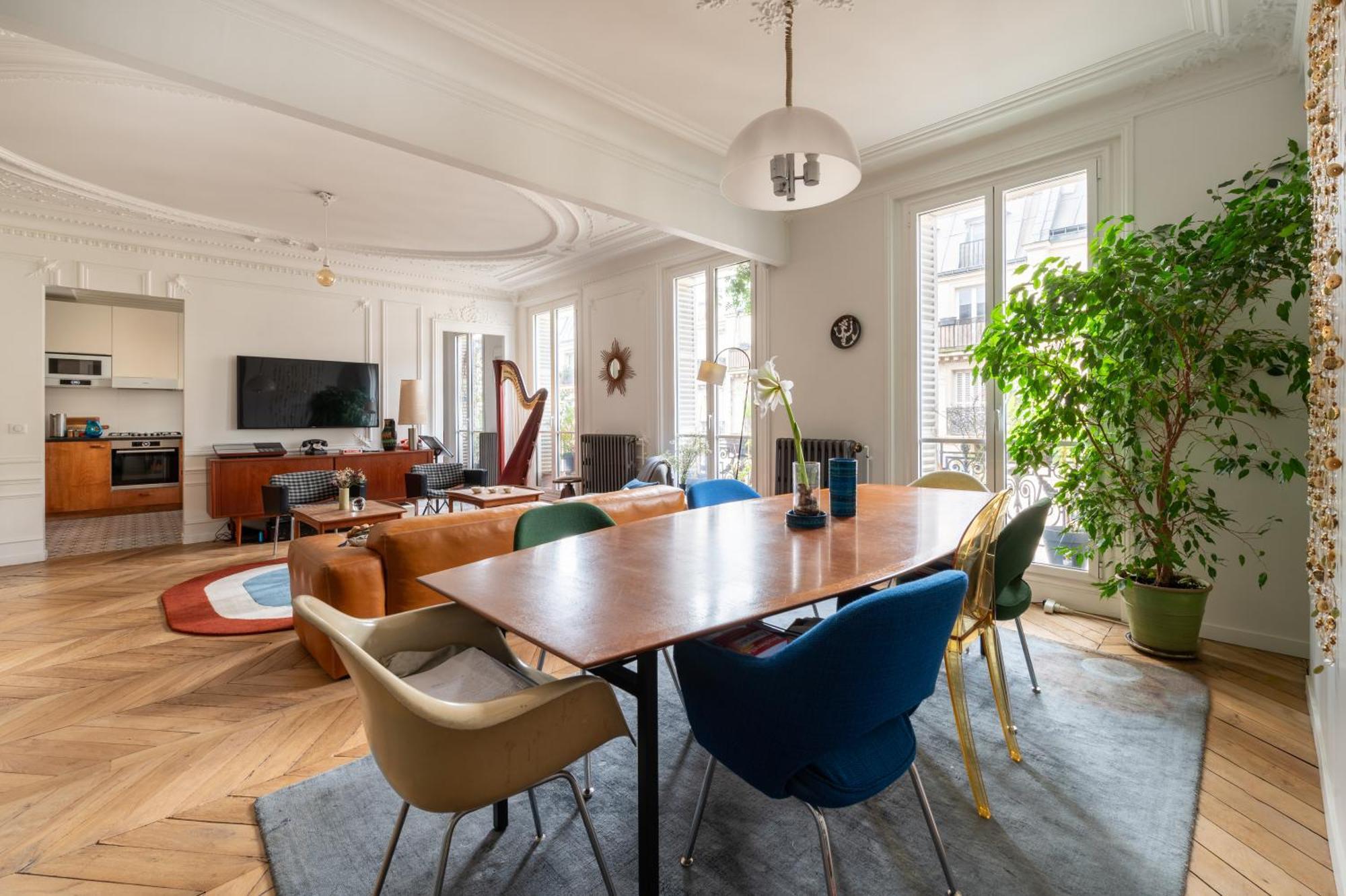 Apartment Spacious And Elegant 3bd Apartmentrochechouart Paris