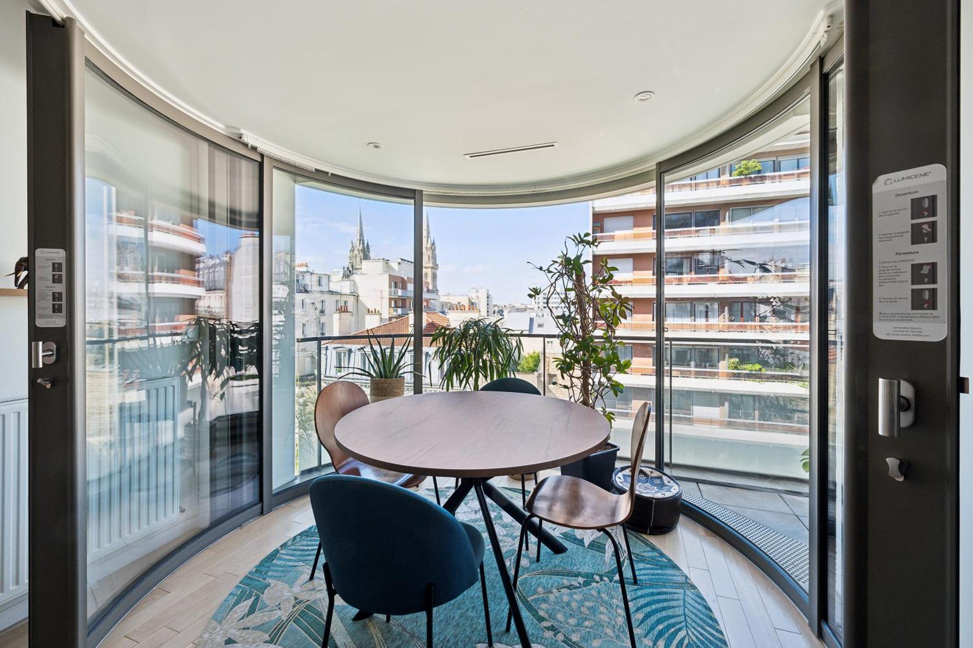 Veeve - The Transforming Terrace *