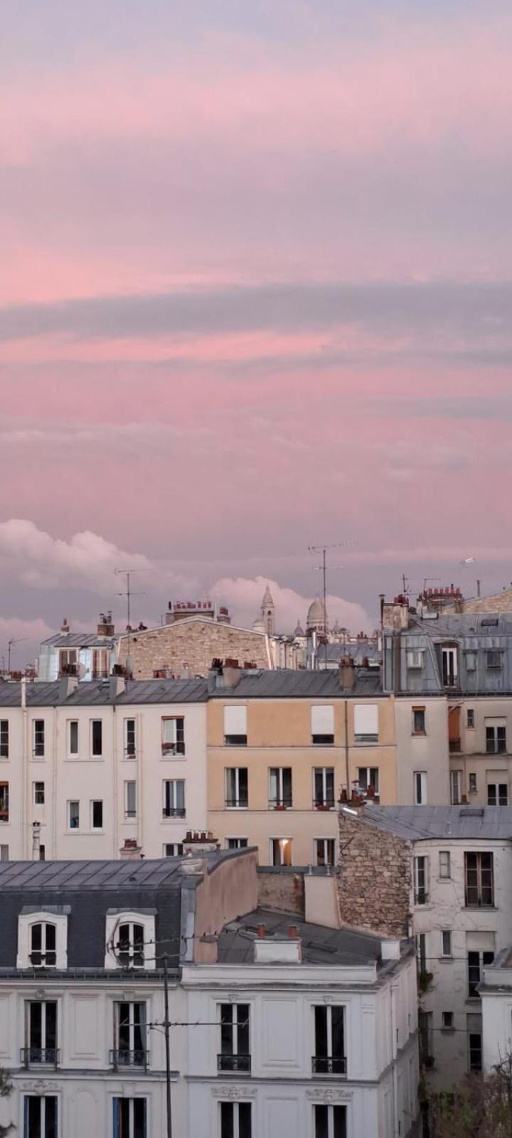Studio Beau Et Calme Avec Vue Sur Sacre-coeur ! Apartment *