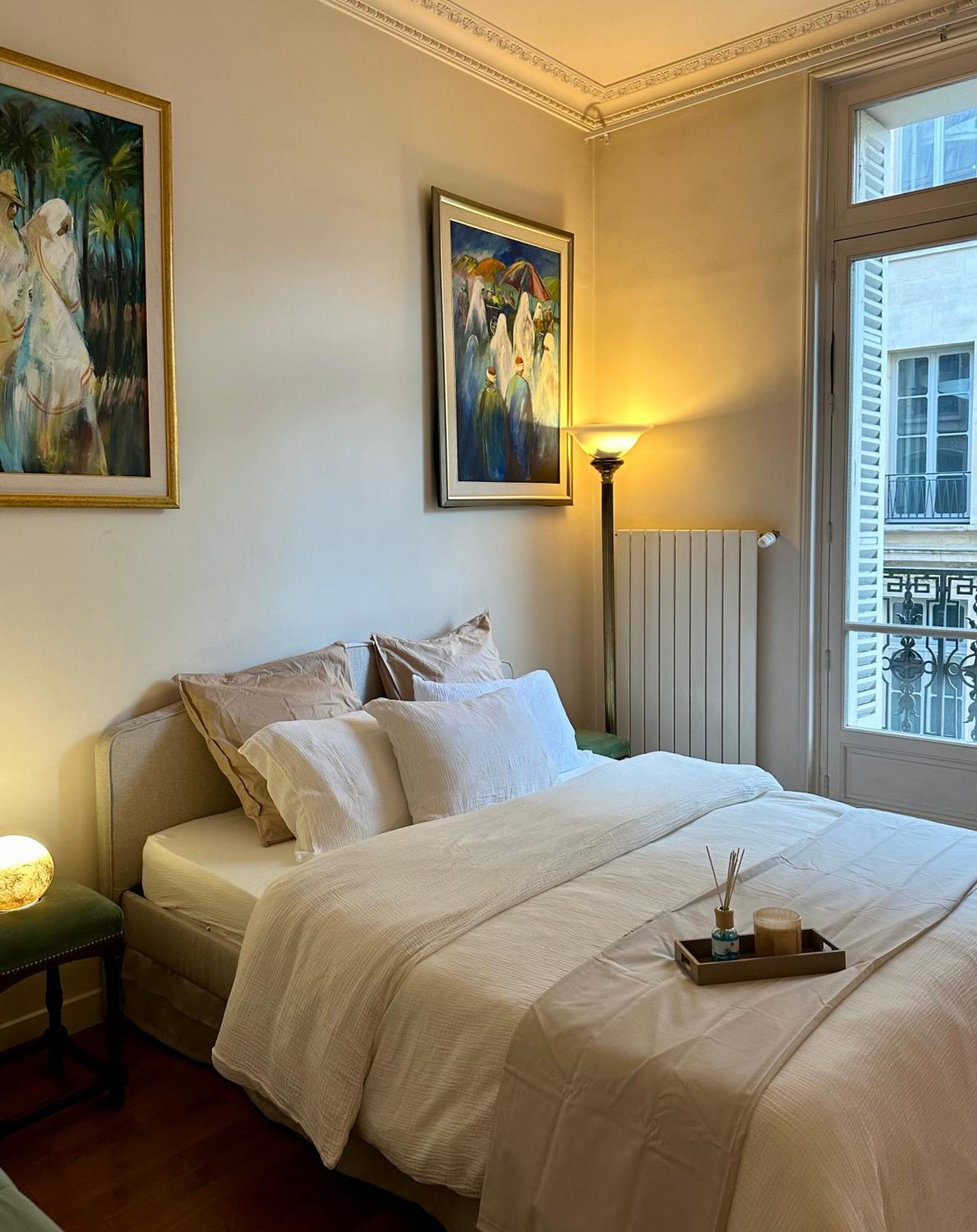 Champs Elysee Prestige * Paris