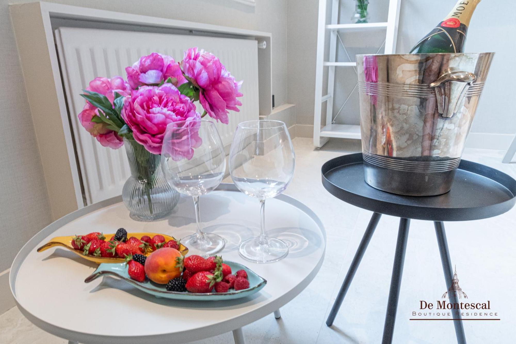 De Montescal- Montparnasse With Ac 11 To 14m2 In A Prime Location Apartment Paris