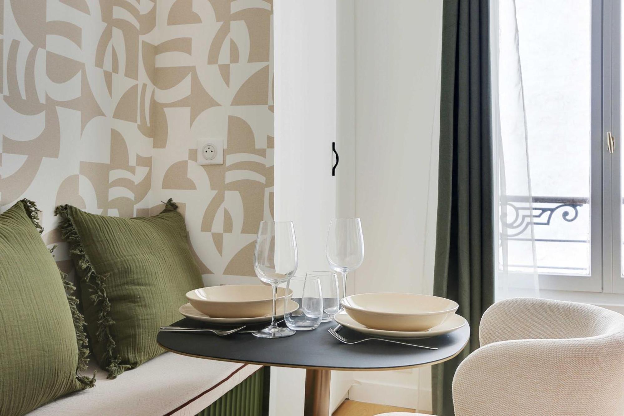 Apartment Modern Studio With Ac - 2p - Sacre Coeur