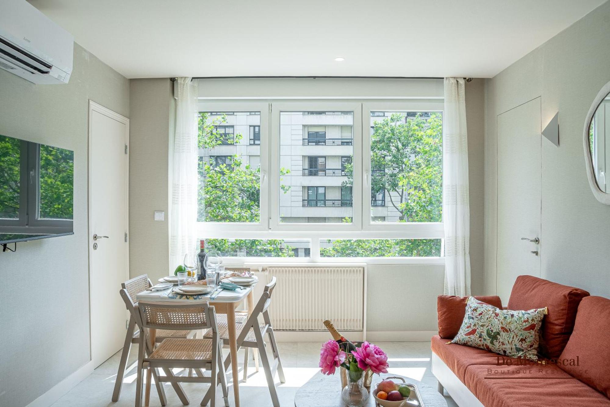 Apartment De Montescal - Hot Tub And Ac Cosy A Prime Location 40m2 *