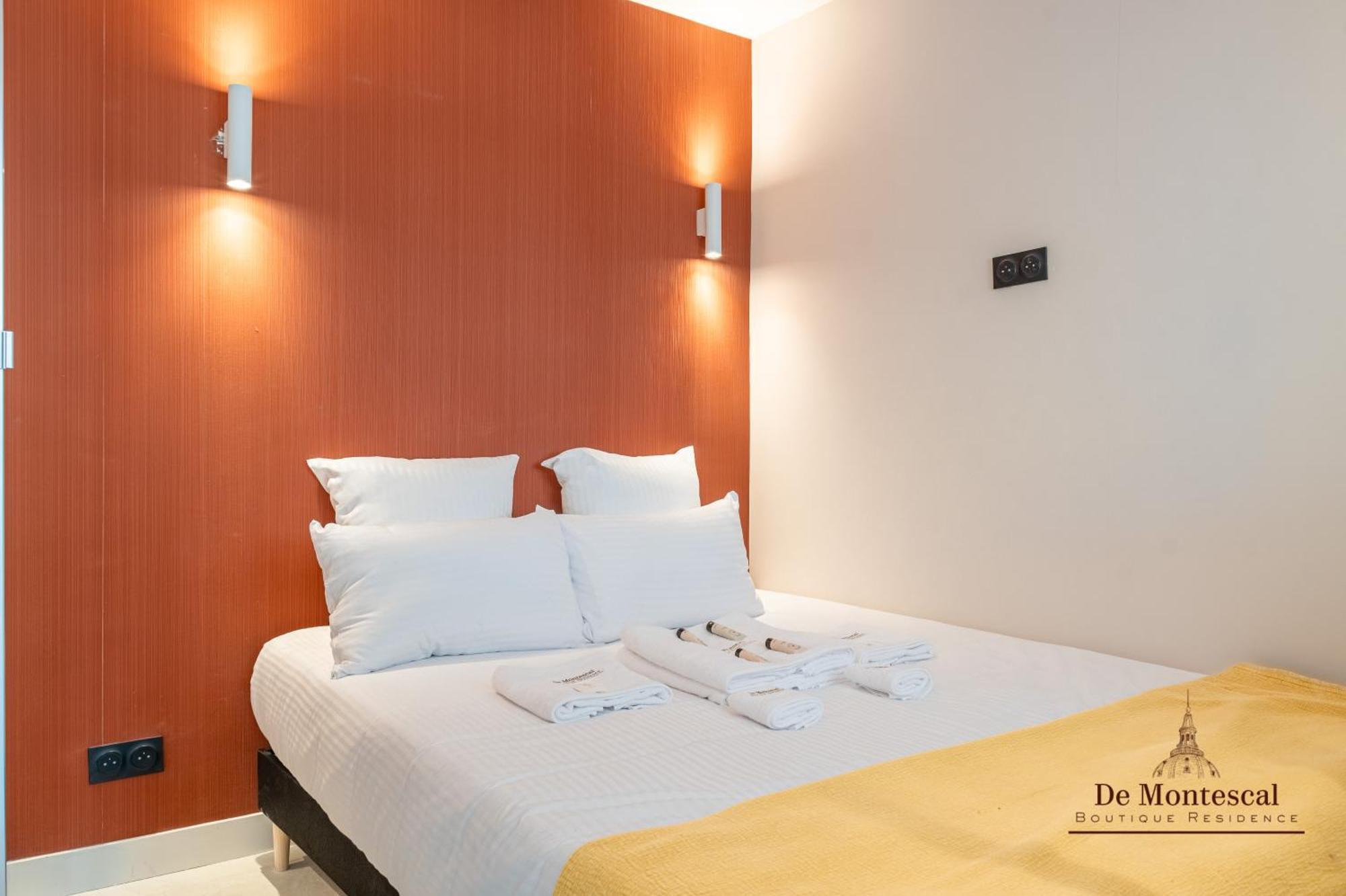 De Montescal - Hot Tub And Ac Cosy A Prime Location 40m2 Apartment