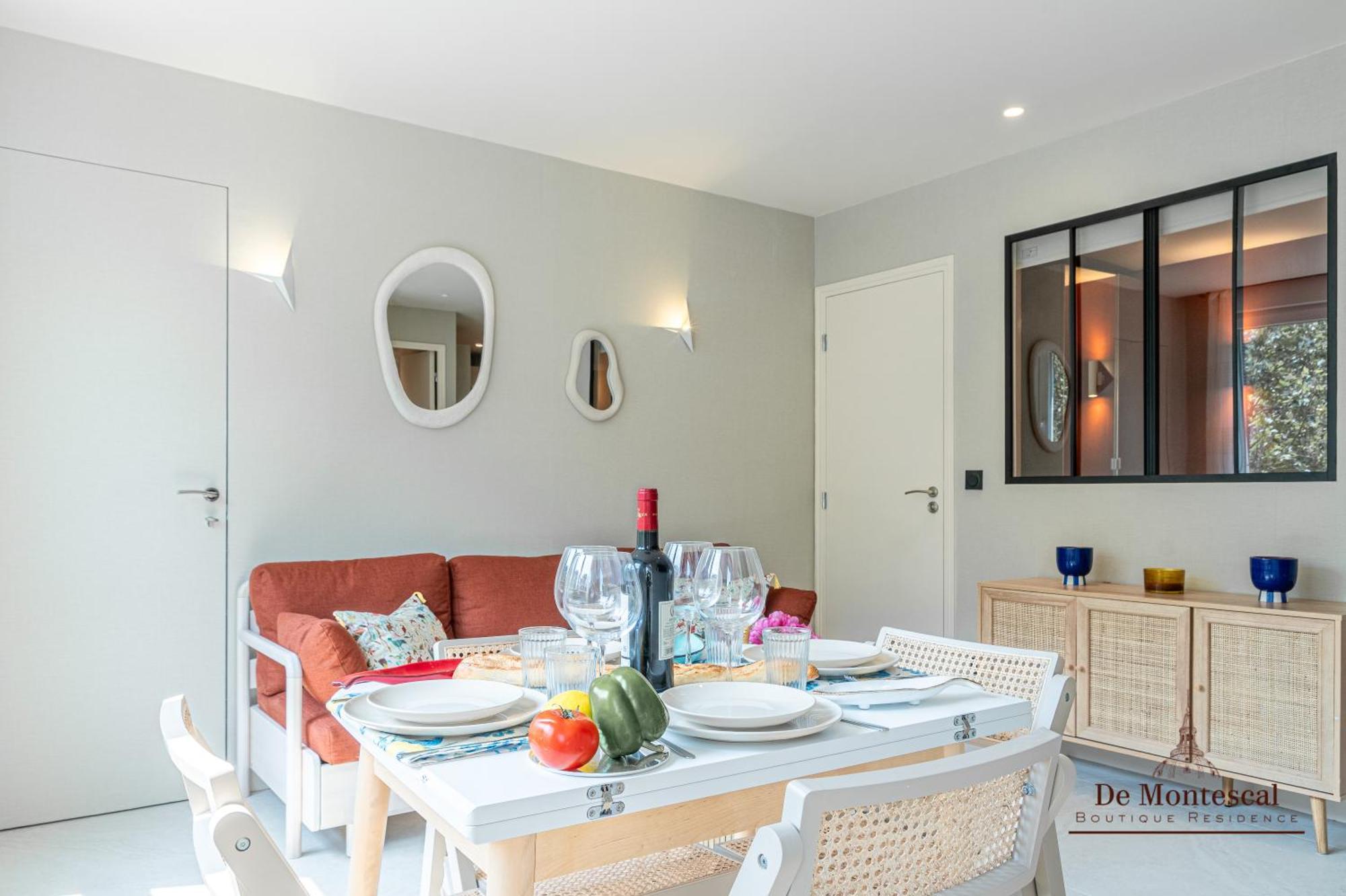 De Montescal - Hot Tub And Ac Cosy A Prime Location 40m2 * Paris