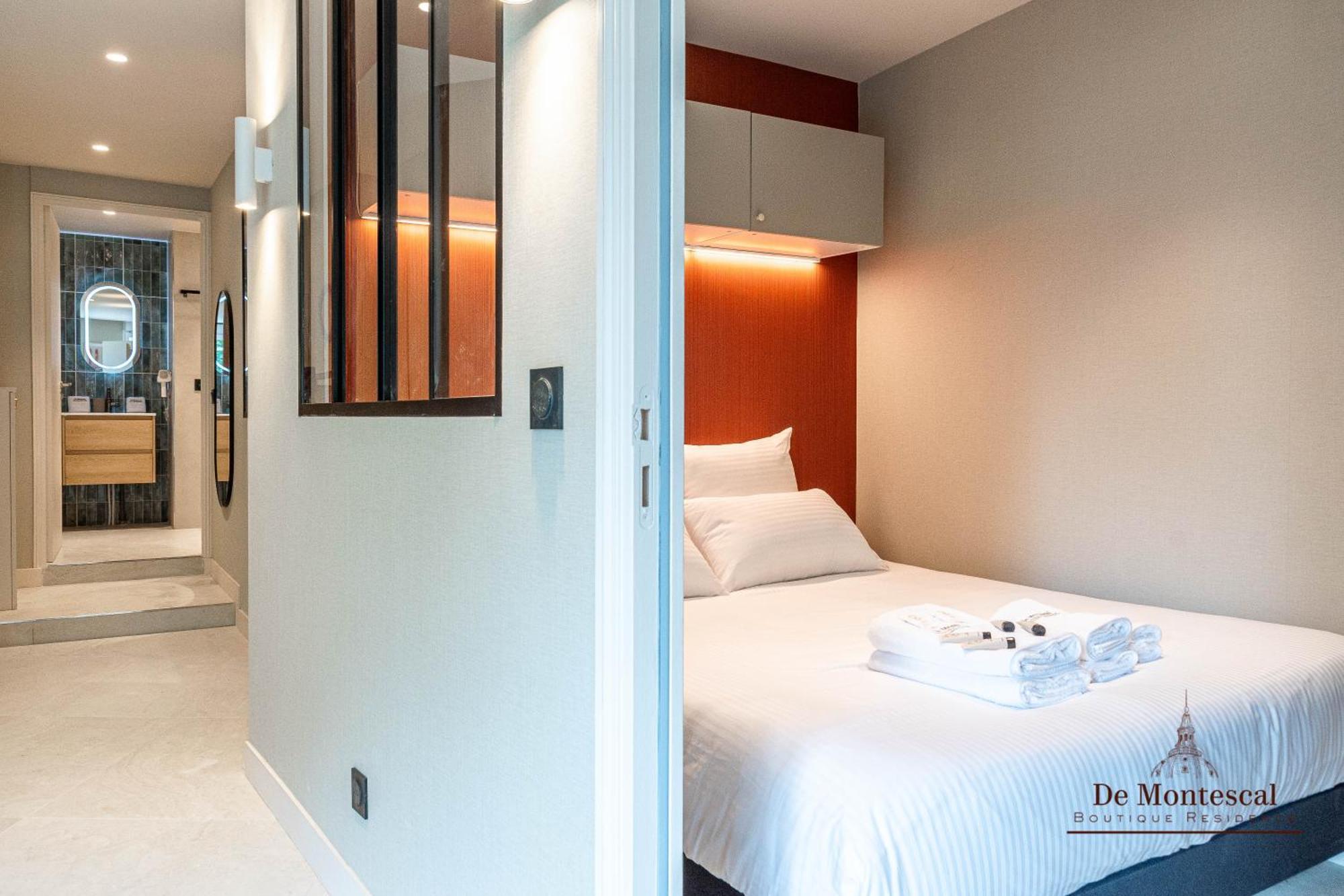 De Montescal - Hot Tub And Ac Cosy A Prime Location 40m2 Apartment Paris