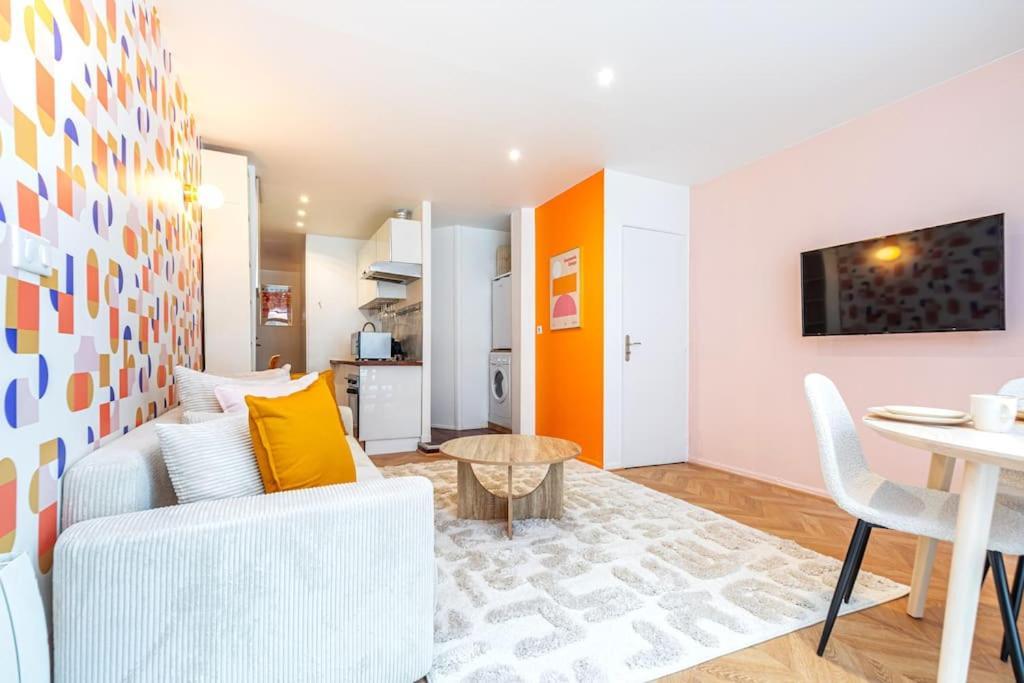 Appartement Colore Aux Portes Des Buttes Chaumont *