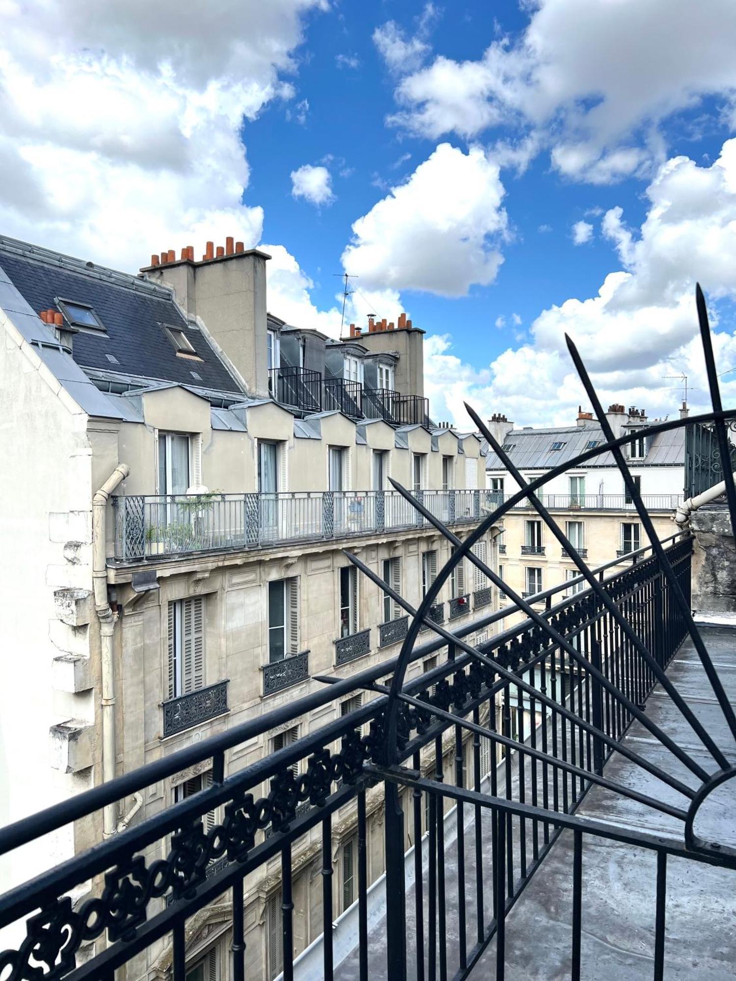 Central Saint Germain 3*