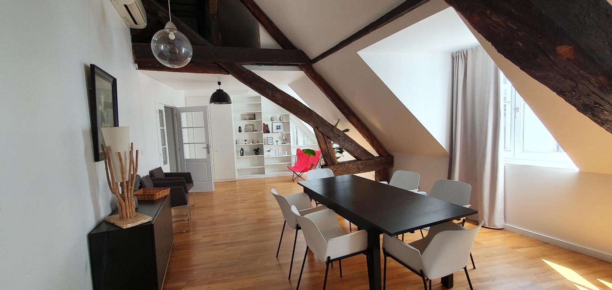 Climatise Pour 6 Personnes Secteur Opera Garnier, Galeries Lafayette Apartamento