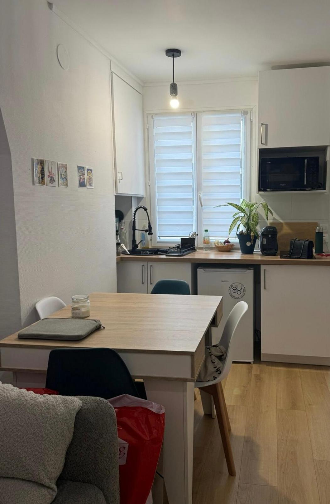 Apartment Studio 13 *
