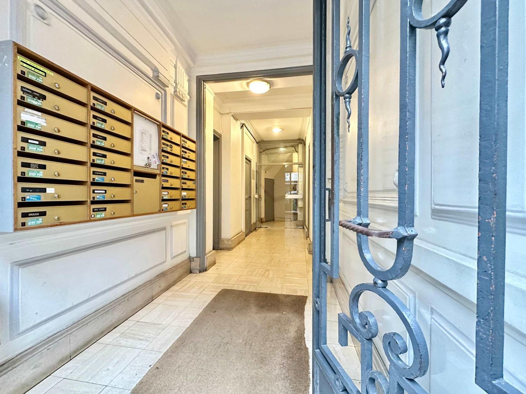 Brand New Flat Near Eiffel Tower * Paris