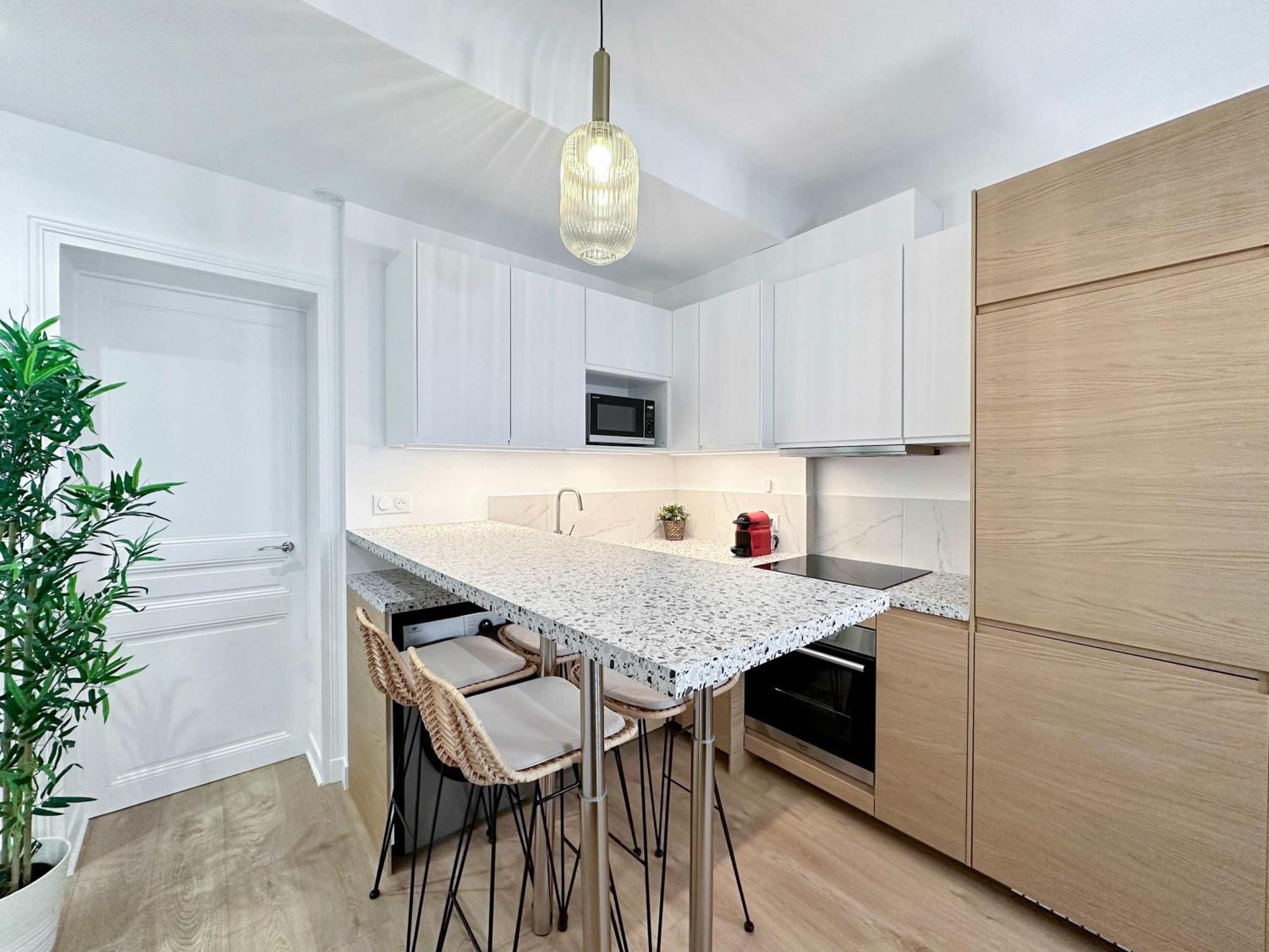 Brand New Flat Near Eiffel Tower Apartment