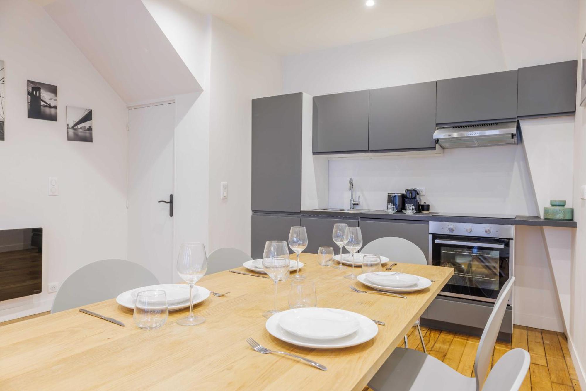 Modern - 2br - 6p - Saint-ambroise Apartamento *