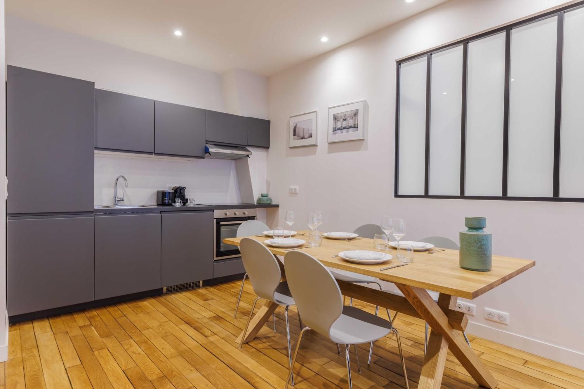 Modern - 2br - 6p - Saint-ambroise Apartamento