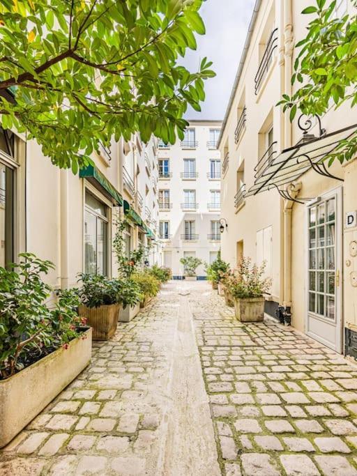 1 Chambre#tour Eiffel#champ De Mars#paris 7 Paris