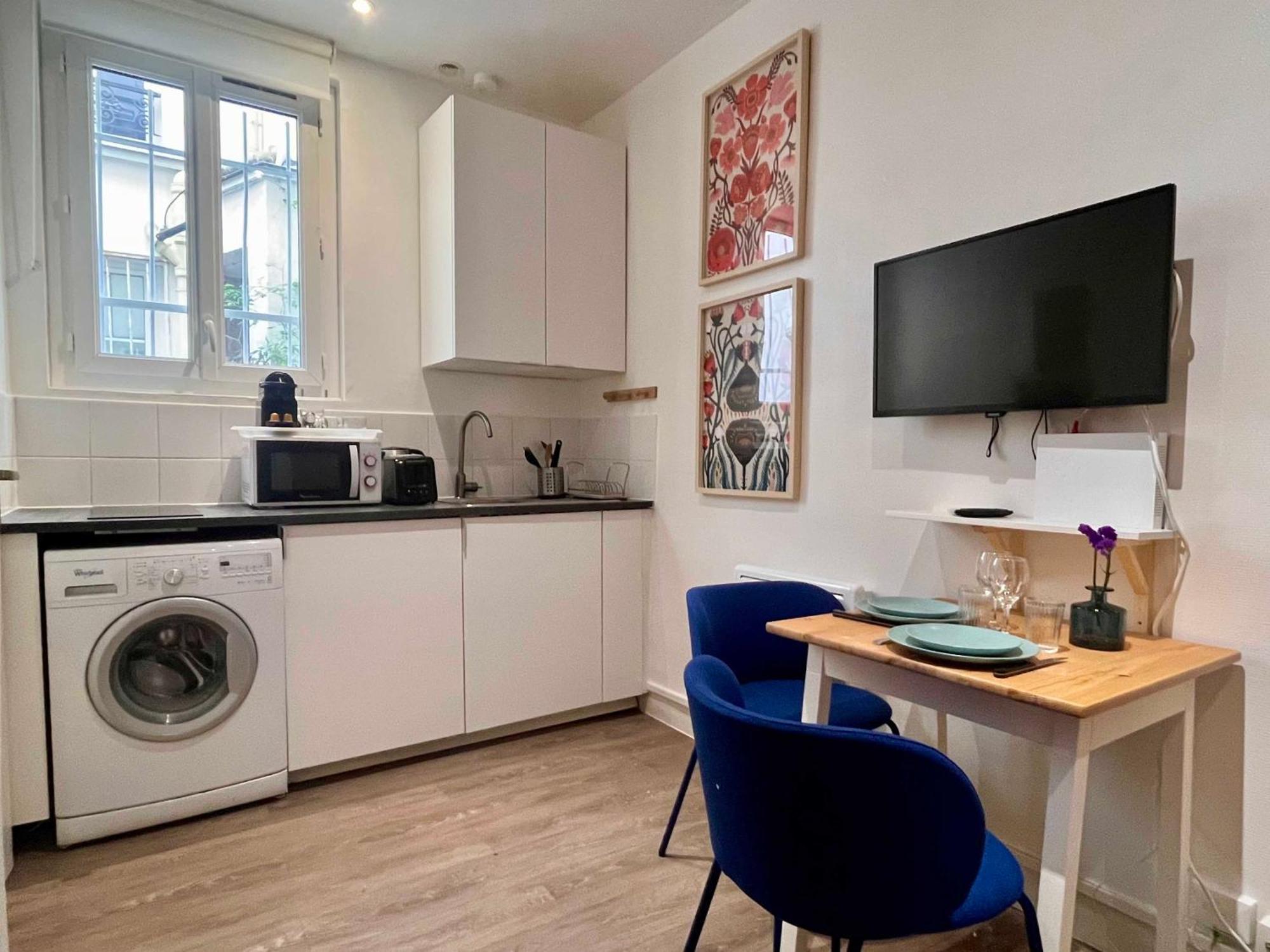 Fully Equipped At 3 Mins From Metro Paris