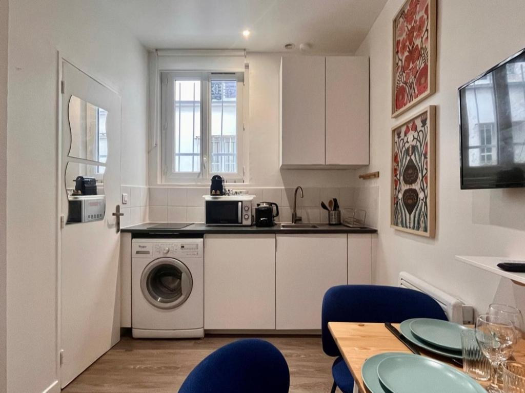 Fully Equipped At 3 Mins From Metro * Paris