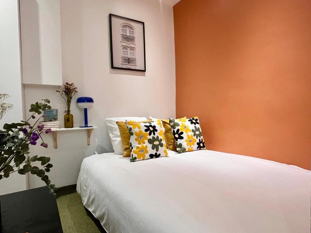 Fully Equipped At 3 Mins From Metro Apartment Paris
