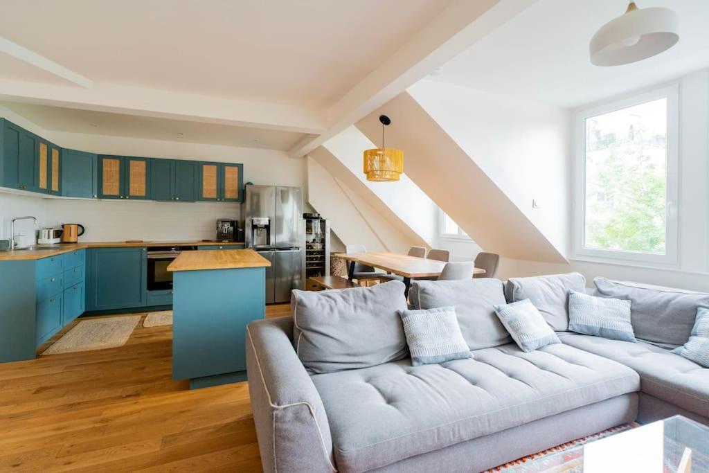 Modern Loft With Terrace In Paris