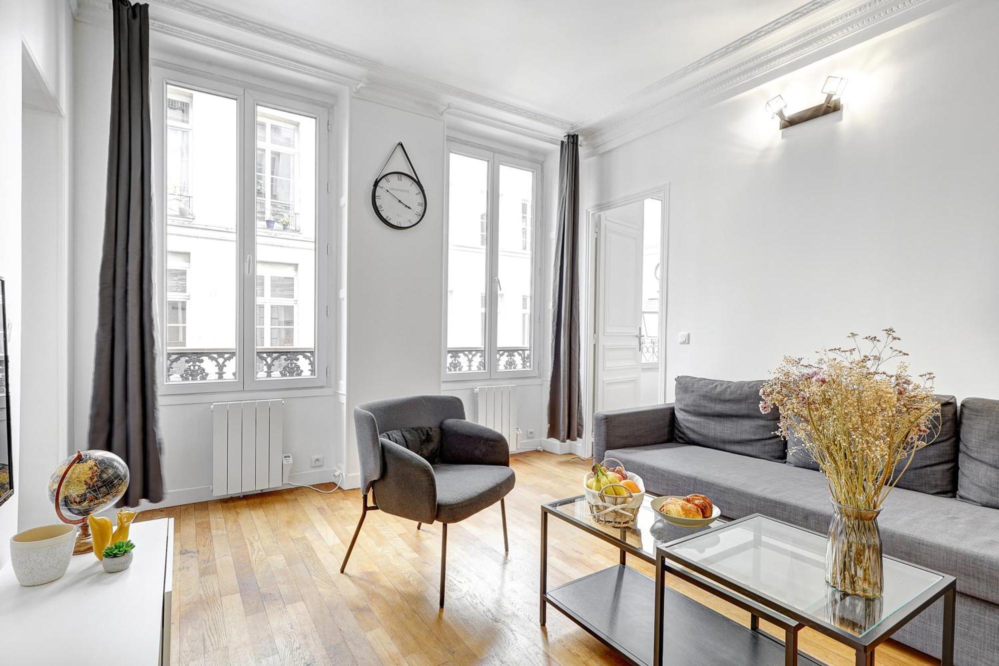 Elegance Haussmannienne Au Coeur Du Marais Appartement