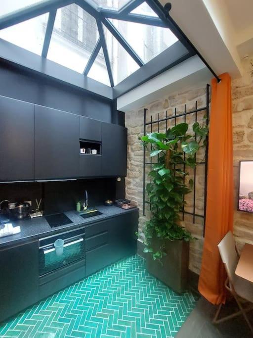 Apartamento Le Petit Atelier Des Lumieres, Veranda Agreable Paris