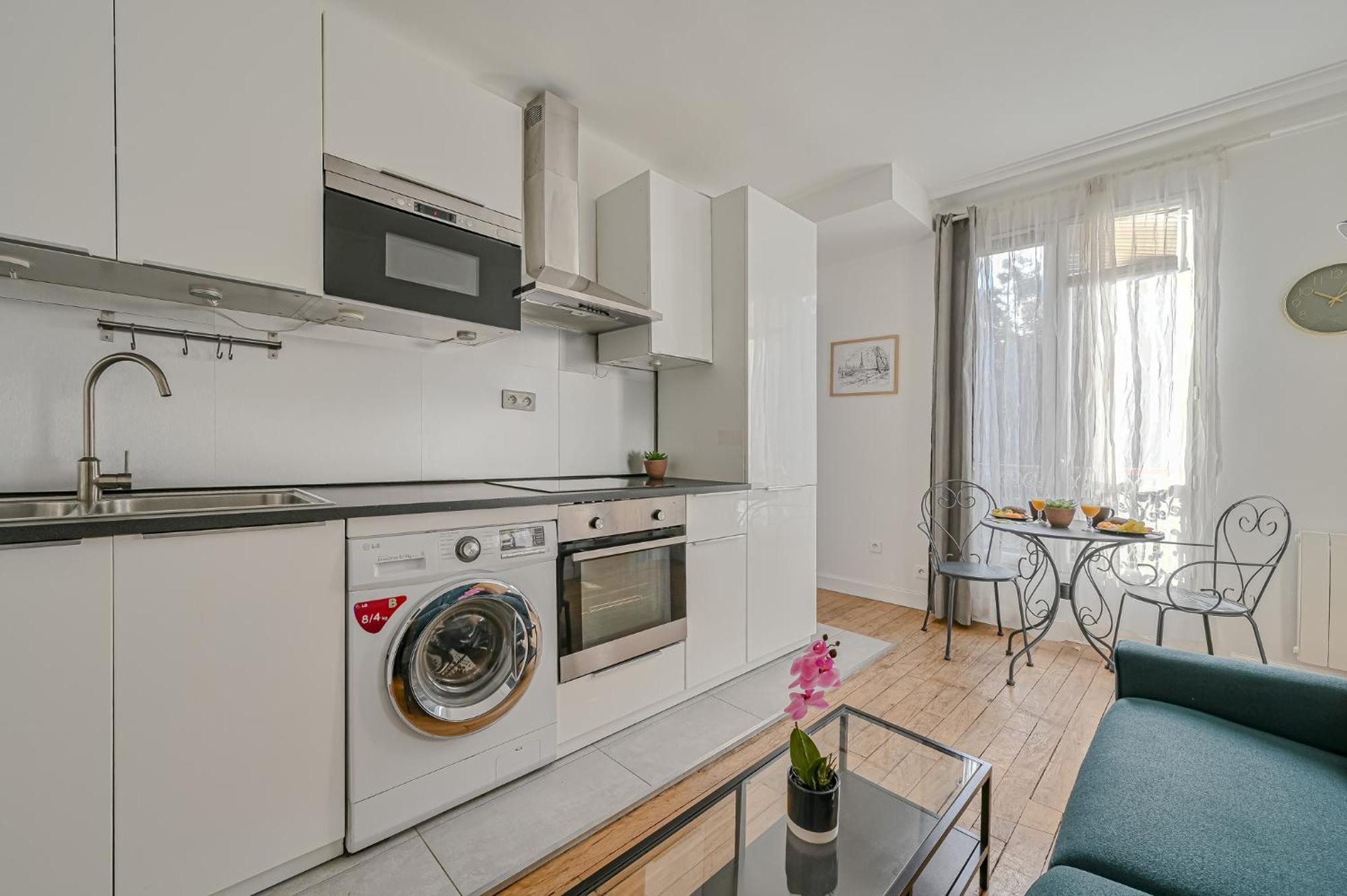 Le Poetique Niche Au Pied Du Sacre-coeur Apartment *