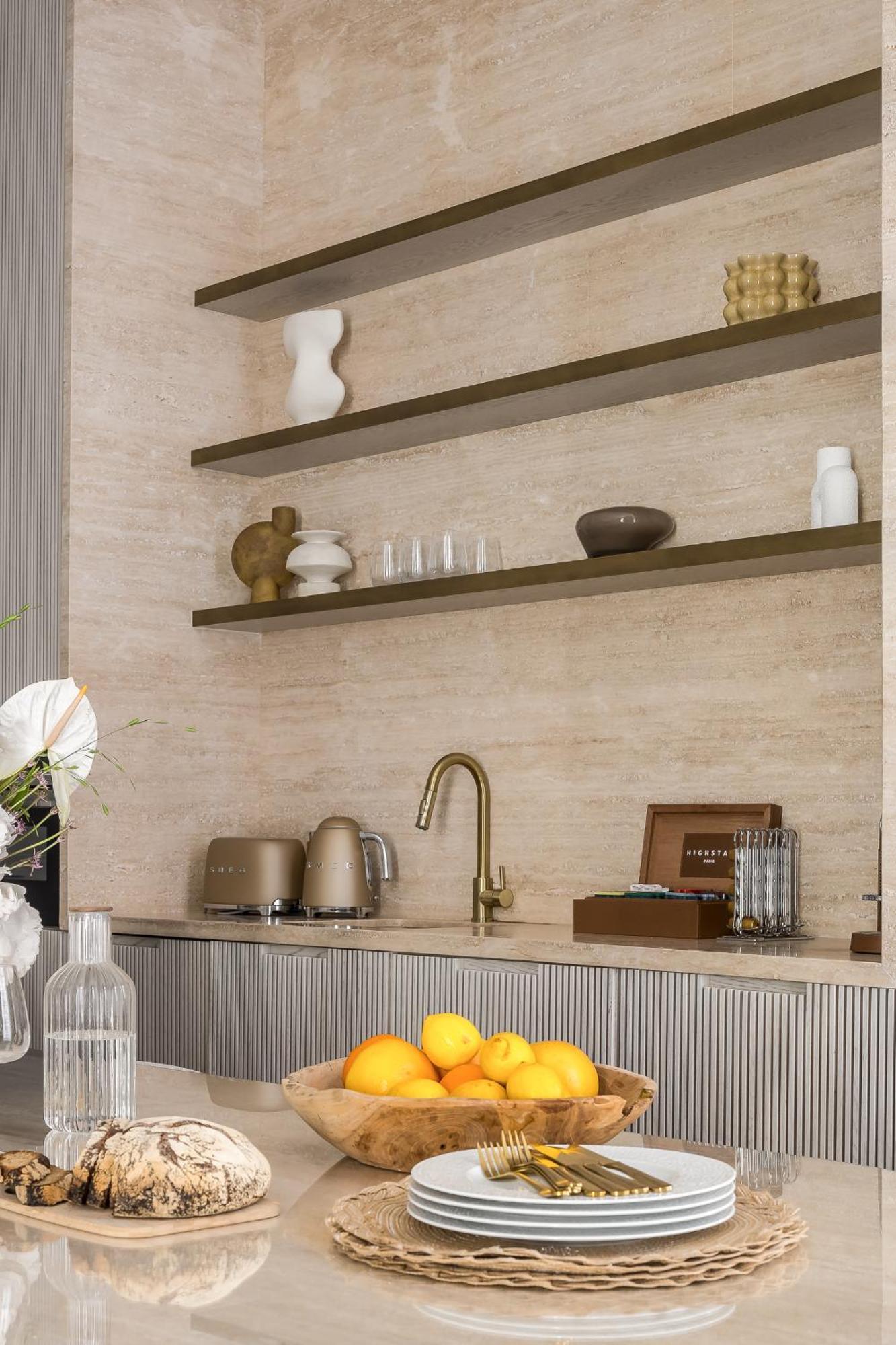 Highstay - Luxury Serviced - Louvre Apartment