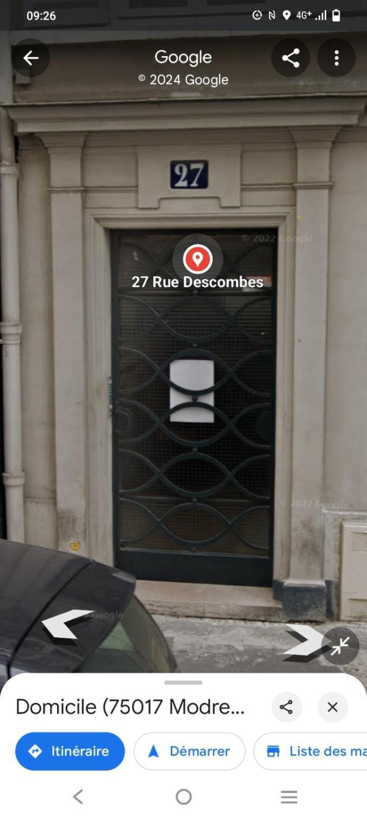 A 9 Min Du Palais De L'elysee, * Paris