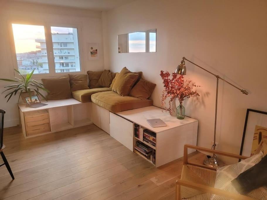 Loft En Dernier Etage Proche Des Buttes Chaumont Paris